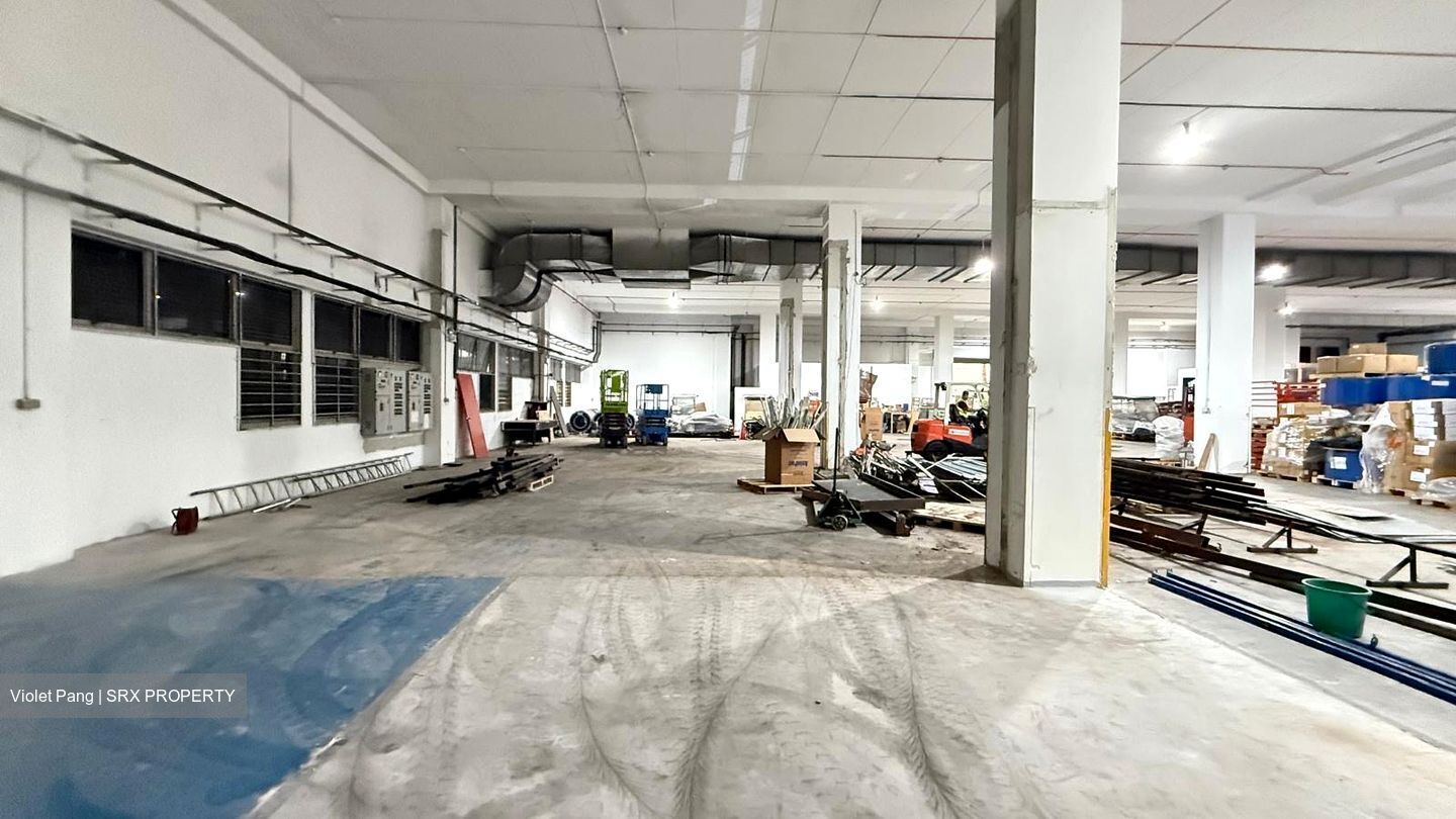 Tuas Avenue 11 (D22), Warehouse #446296671